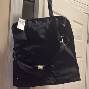 Le Sportsac Gabrielle Box WeekenderJet Black